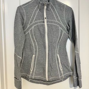 Lululemon define jacket size 8